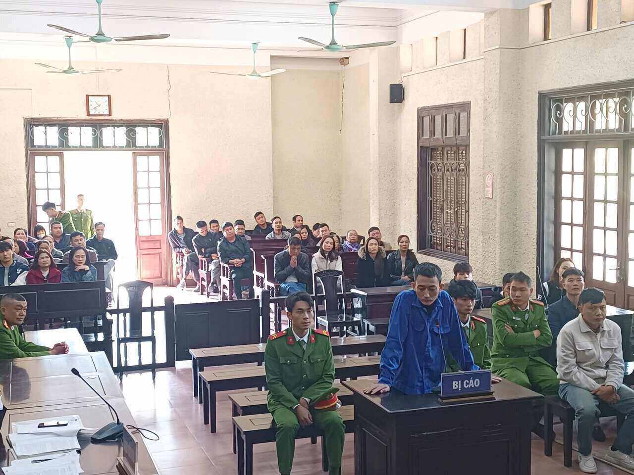 Toà án Nhân dân tỉnh Hải Dương mở phiên toà xét xử Trần Văn Dương. Ảnh: Phương Thảo