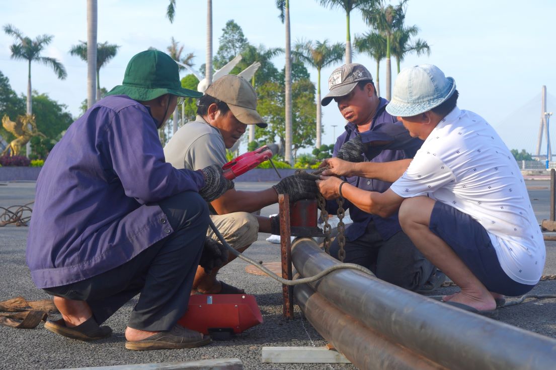 Hoat dong nay nham ho tro, tao dieu kien de nhung thuong nhan, nha vuon, ho san xuat hoa kieng TP Can Tho va mot so tinh DBSCL co co hoi ket noi giao thuong, giao luu, trao doi hang hoa.