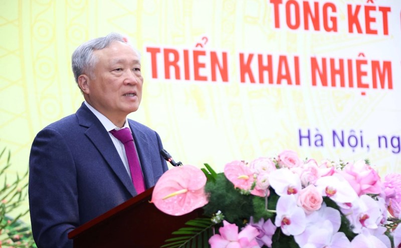 Permanent Deputy Prime Minister Nguyen Hoa Binh emphasized the process of streamlining and reorganizing the apparatus, not allowing state agencies to become a haven for lazy people. Photo: T.Vuong