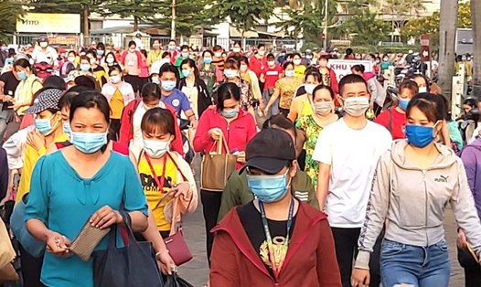 Công ty PouYuen Việt Nam chi khoảng 750 tỉ đồng thưởng Tết cho người lao động, mức thưởng cao nhất khoảng 78 triệu đồng, bình quân 19 triệu đồng. Ảnh: Nam Dương