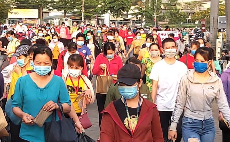 PouYuen Vietnam Company spends about 750 billion VND on Tet bonuses for employees, the highest bonus is about 78 million VND, the average is 19 million VND. Photo: Nam Duong