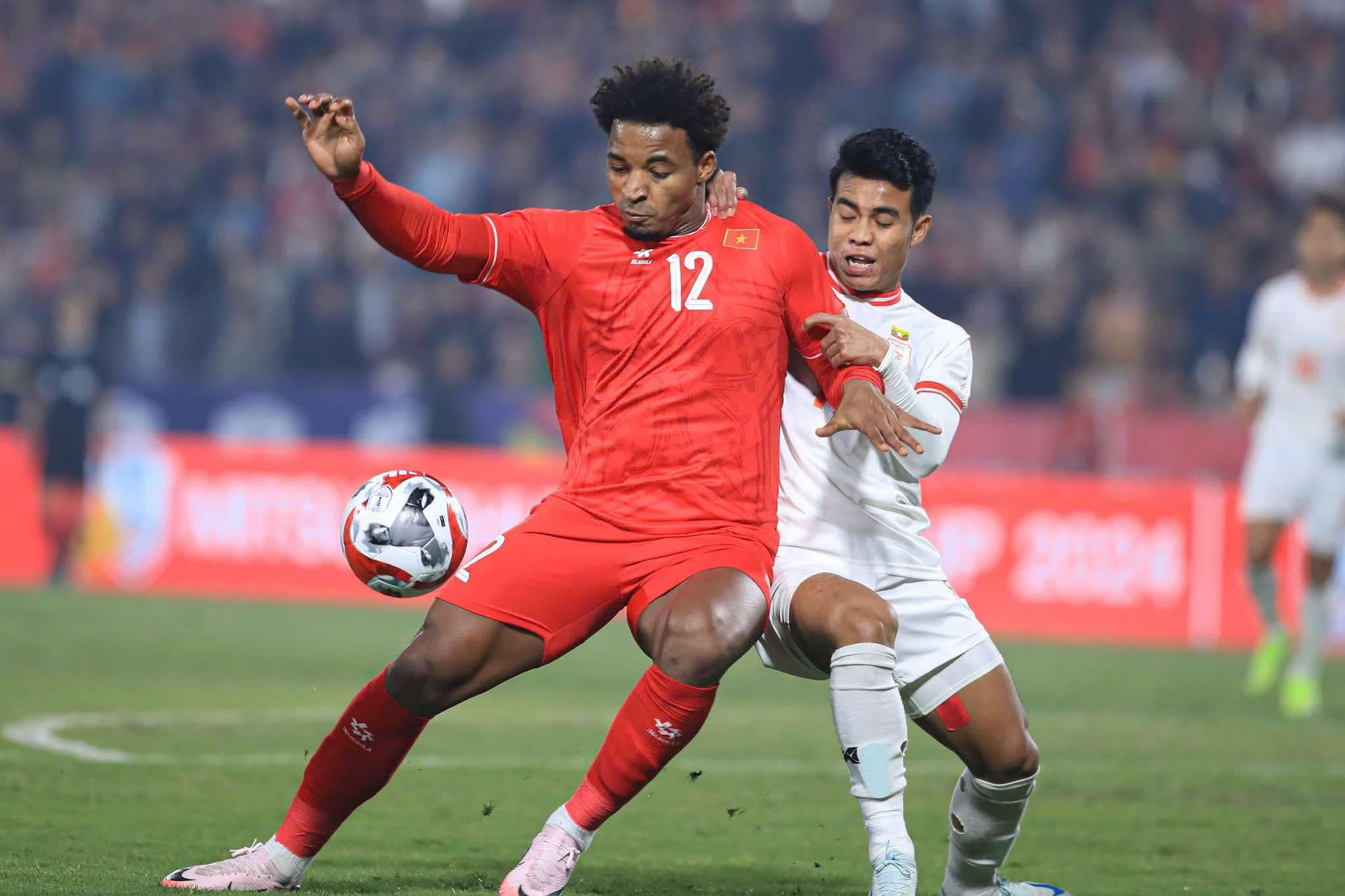 Vietnam will face Singapore in the semi-finals of the ASEAN Cup 2024. Photo: Minh Dan