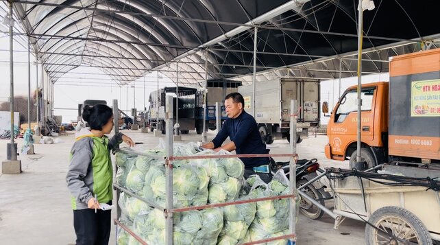 During Tet, consumption demand increases so cooperatives often increase production. Photo: Mai Huong