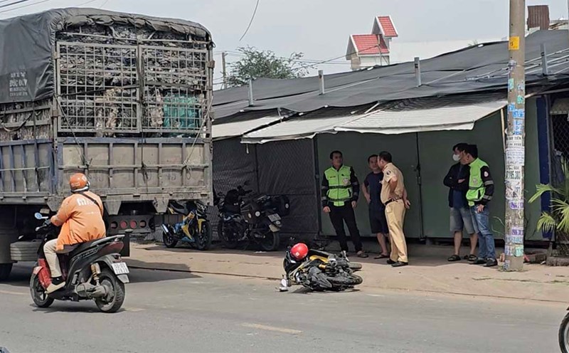 The accident between a truck and a motorbike left two people seriously injured.