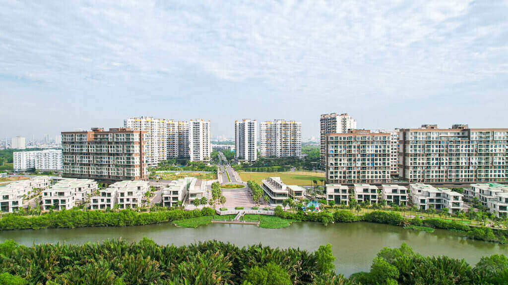 Housing supply in the real estate market is expected to improve significantly as many projects are cleared of obstacles. Photo: Bao Chuong