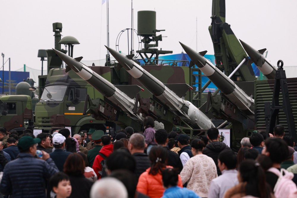People visit the Vietnam International Defense Exhibition 2024. Photo: Hai Nguyen