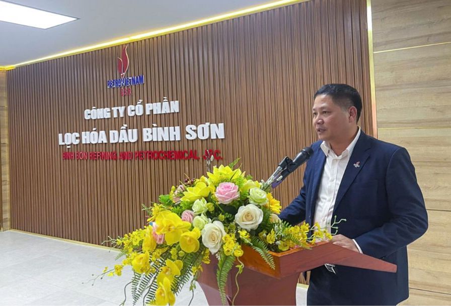 Dong chi Bui Ngoc Duong - Pho Bi thu thuong truc Dang uy, Tong Giam doc BSR phat bieu tai hoi nghi.