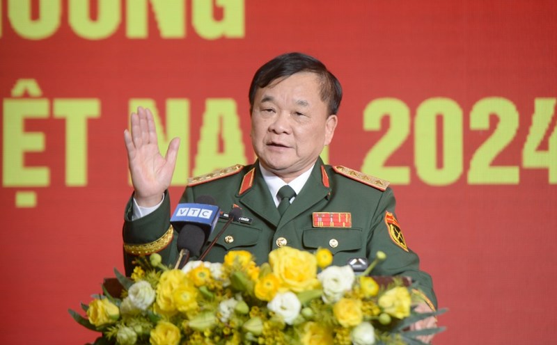Senior Lieutenant General Hoang Xuan Chien said that the Vietnam International Defense Exhibition 2024 was a great success. Photo: T.Vuong