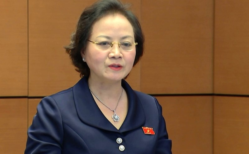 Minister of Home Affairs Pham Thi Thanh Tra said that she will continue to implement salary reform contents according to Conclusion No. 83-KL/TW of the Politburo. Photo: National Assembly