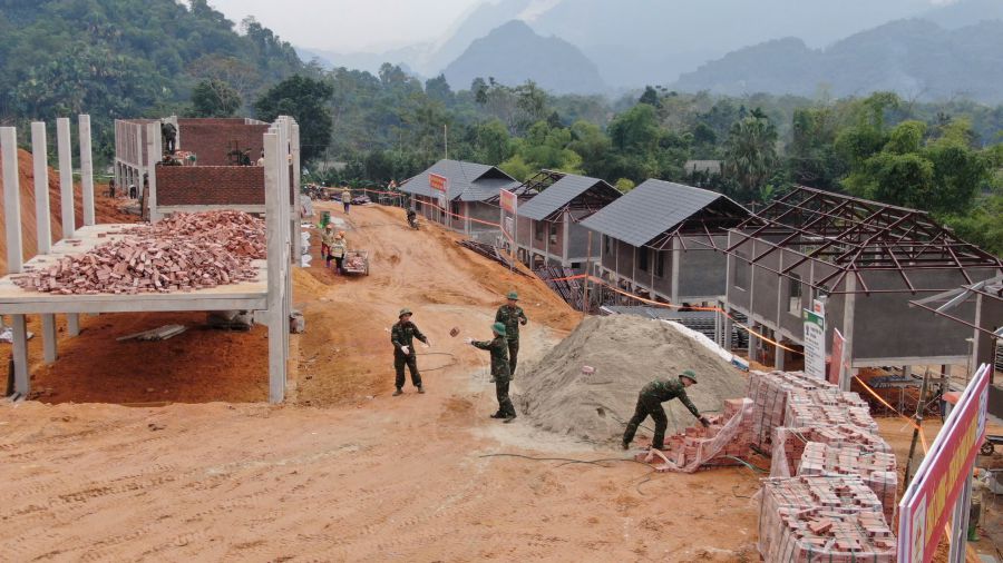At Thuong resettlement area with 35 temporary houses built on an area of ​​2.3 hectares. Photo: Bao Nguyen