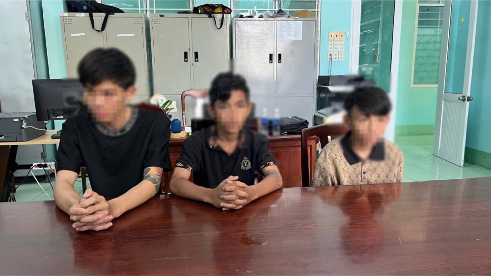 Nhóm thanh thiếu niên (từ 12 đến 16 tuổi) nhưng đã thực hiện nhiều vụ trộm, cướp. Ảnh: Công an cung cấp