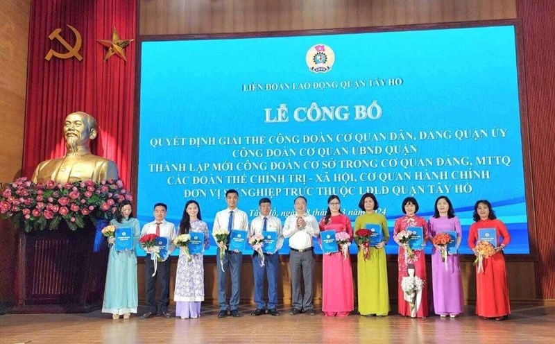 In 2024, Tay Ho District Labor Federation will establish 64 new grassroots unions and 4 grassroots trade unions. Photo: Union