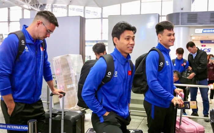 Vietnam team departs for Singapore. Photo: VFF