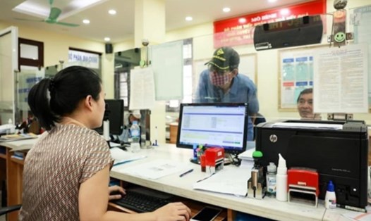 Tiền thưởng hằng năm của công chức, viên chức được thực hiện theo Nghị định số 73. Ảnh: Hải Nguyễn