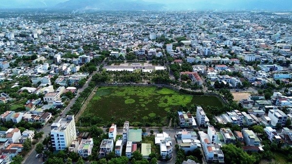 The National Assembly Standing Committee has issued a Resolution on the arrangement of commune-level administrative units in Quang Ngai province for the 2023-2025 period. Photo: Vien Nguyen