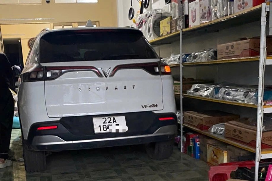 Đã xác định được danh tính tài xế vụ ôtô đâm bé gái ở Tuyên Quang tử vong. Ảnh: Người dân cung cấp.