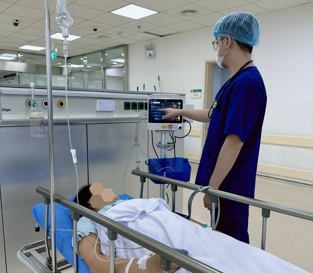 Emergency case after cosmetic surgery. Photo: BVCC