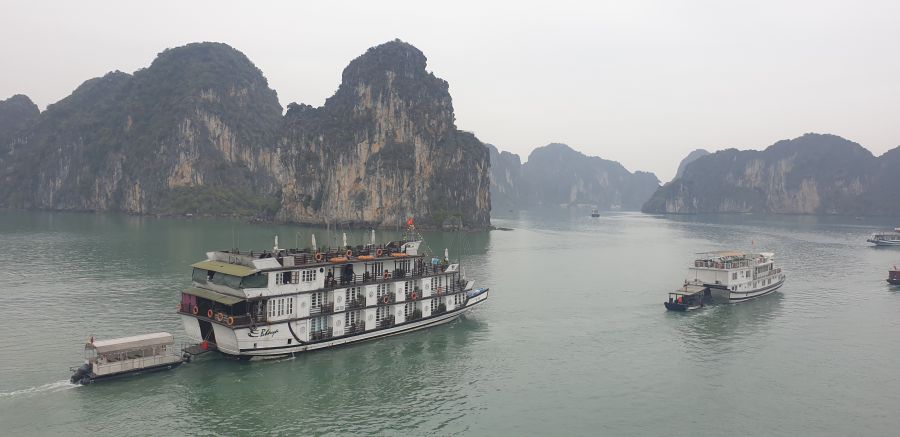 Cruise ship on Ha Long Bay. Photo: Nguyen Hung