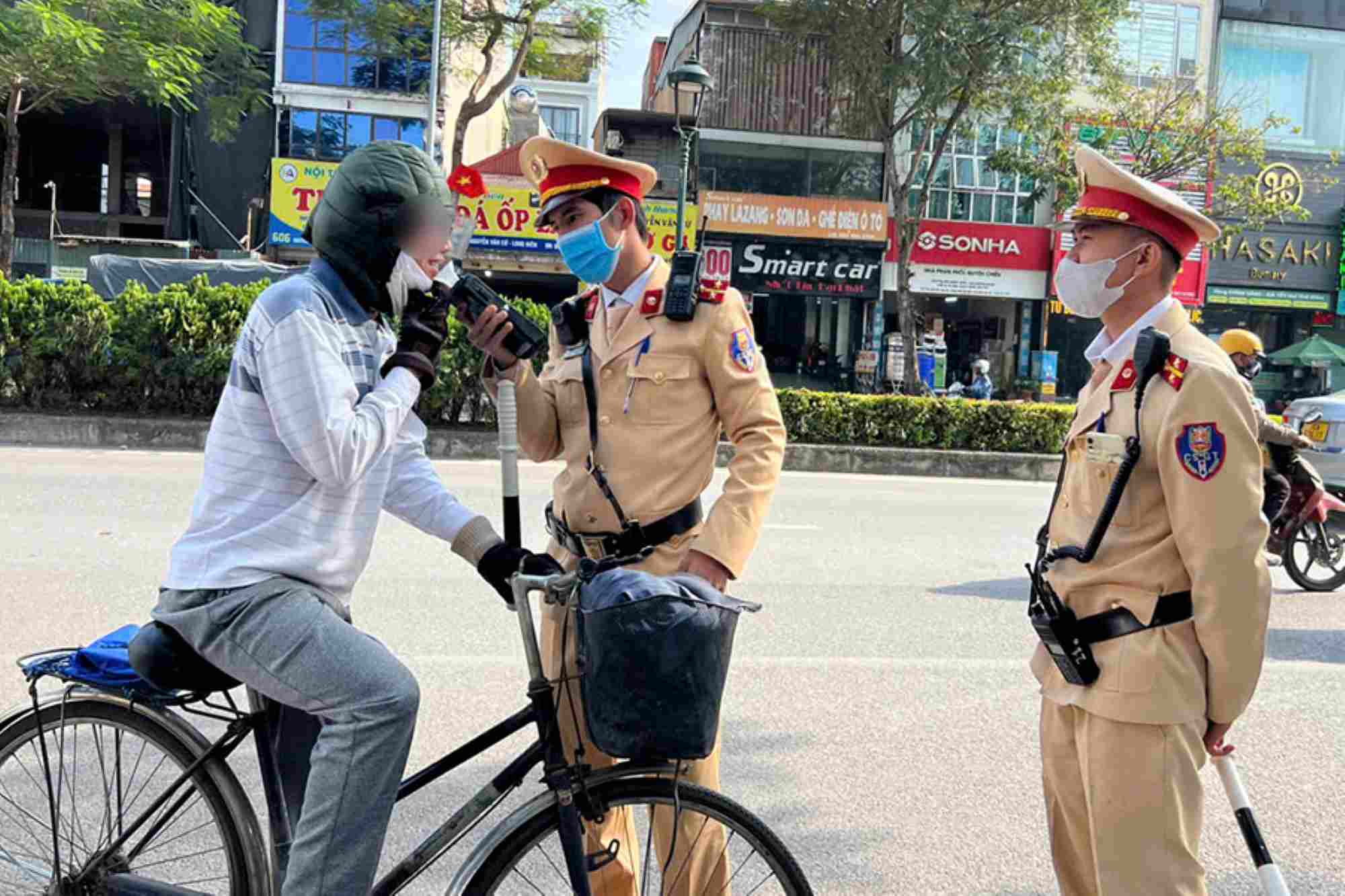 Hanoi City Police increase inspection and handling of alcohol concentration violations. Photo: The Century
