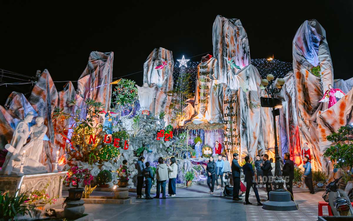 Grotto in Xuan Duc Parish (Xuan Ninh Commune, Xuan Truong District, Nam Dinh Province). Photo: Ngoc Dang
