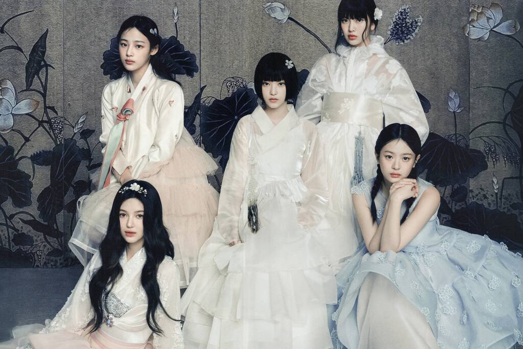 Kpop girl group NewJeans. Photo: Naver