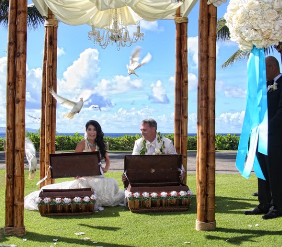 Cả hai cùng lên kế hoạch tổ chức đám cưới tại Maui, Hawaii. Ảnh: A&C Photography/weddingstylemagazine
