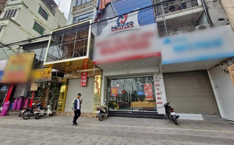 The premises on Giang Vo Street (Ba Dinh District, Hanoi) are empty of tenants. Photo: Thu Giang