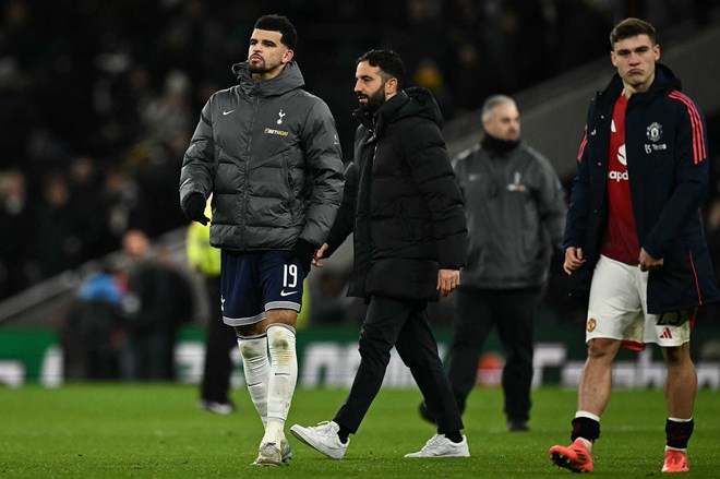 Ruben Amorim con rat nhieu viec khac phai lo sau that bai truoc Tottenham va Bournemouth, viec cua Rashford chi la chuyen nho vao luc nay. Anh: AFP