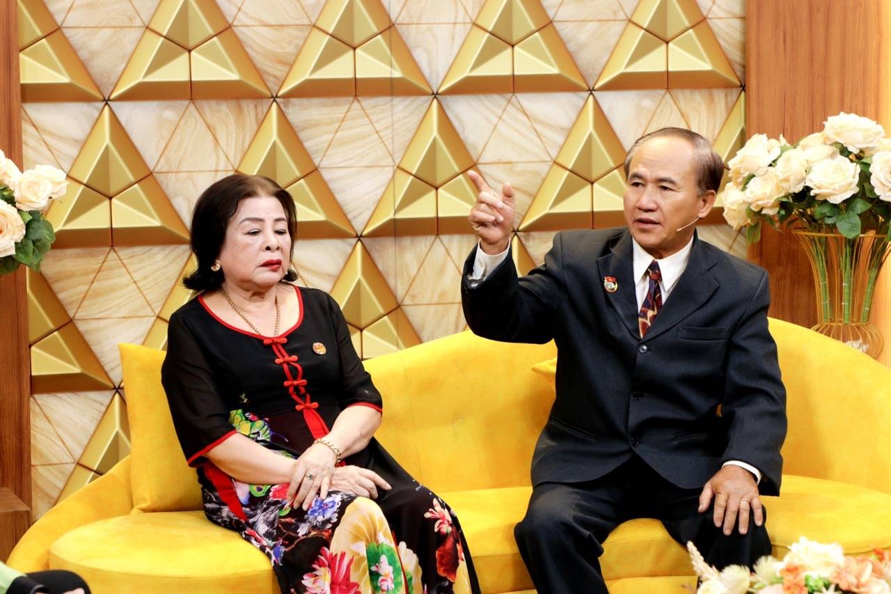 The couple at "Husband and Wife Harmony". Photo: Producer.