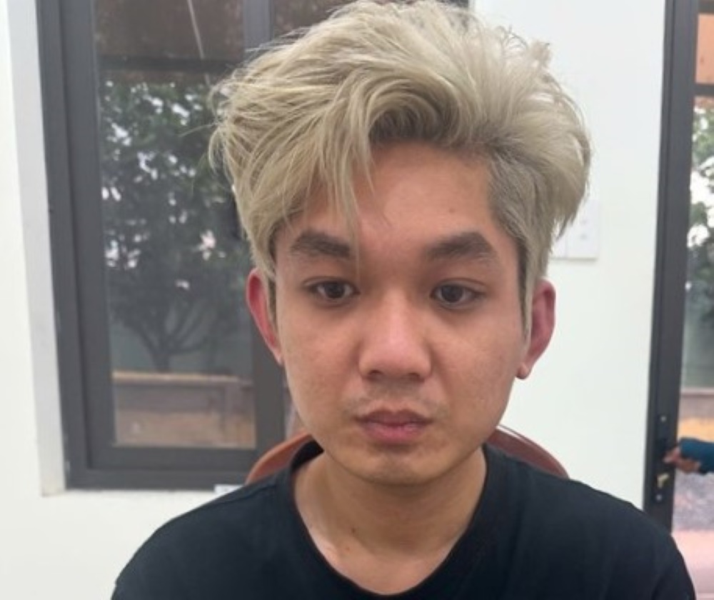 Rapper Lil Ken lừa đảo 1,8 tỉ đồng bị bắt. Ảnh: Công an