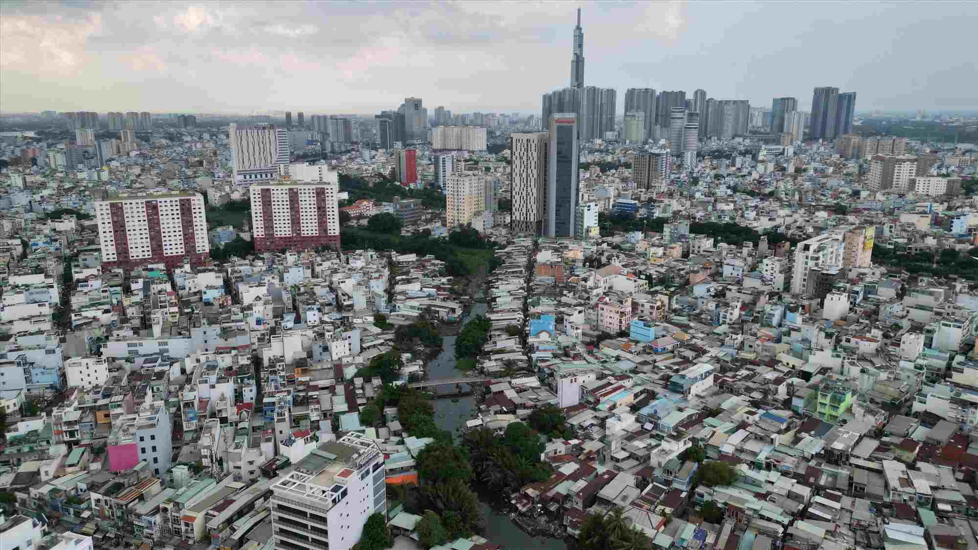 Xuyen Tam Canal section through Binh Thanh District, HCMC. Photo: Minh Quan