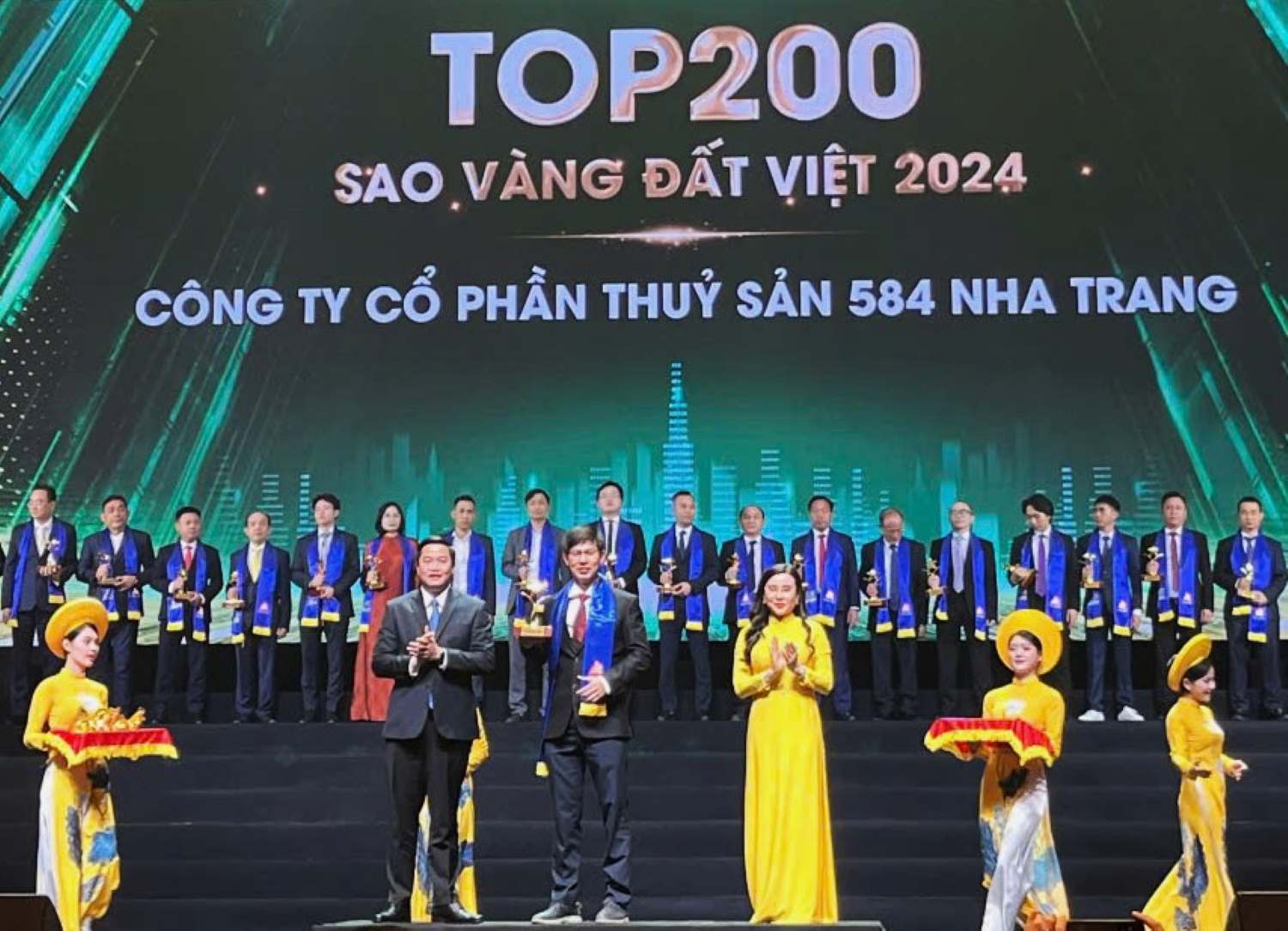 584 Nha Trang fish sauce is one of three Khanh Hoa brands honored with the Golden Star of Vietnam. Photo: Duong Thuy