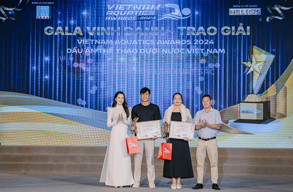 Outstanding male and female divers of 2024. Photo: Thu Hien