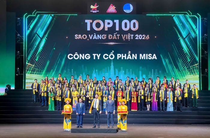 Ong Le Hong Quang – Tong Giam doc Cong ty Co phan MISA nhan giai thuong Sao vang dat Viet 2024