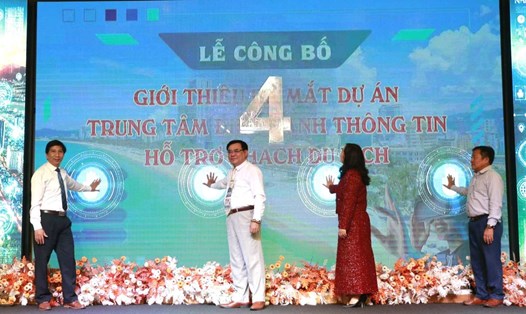 Trung tâm điều hành thông tin và hỗ trợ khách du lịch tỉnh Khánh Hòa chính thức được kích hoạt từ 25.12. Ảnh: Phương Linh