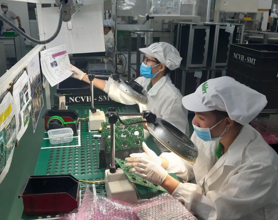 Foreign-invested enterprises will pay an average salary of 12.5 million VND/month in 2024. Photo: Nam Duong