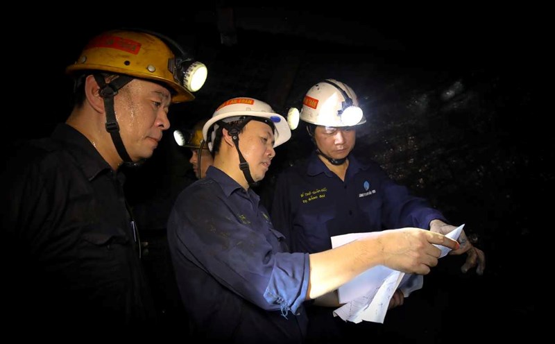 Company leaders regularly inspect the site, remove difficulties, and boost production. Photo: TKV