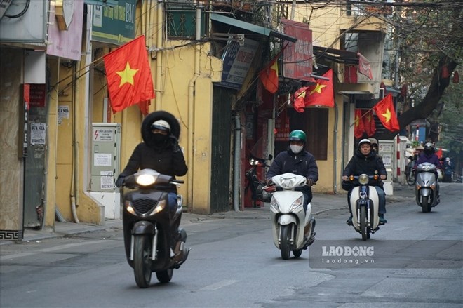 Thoi tiet Ha Noi va cac tinh Bac Bo nang rao dip Tet Duong lich 2025. Anh: Ta Quang