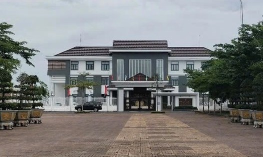 Việc bố trí văn phòng làm việc tại trụ sở UBND huyện Đông Hải, tỉnh Bạc Liêu của Chủ tịch UBND huyện cũng bị tố cáo. Ảnh: Nhật Hồ