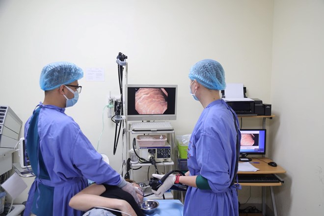 The Ministry of Health has issued Joint Circular No. 10/2015 regulating codes and professional titles of doctors, preventive medicine doctors, and paramedics. Photo: Tran Ha