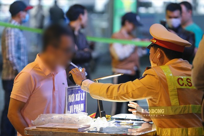 Thông qua phiên tòa tuyên truyền đến mỗi người dân Hải Dương tuyệt đối không giao xe cho người không đủ điều kiện điều khiển. Ảnh minh hoạ: Tô Thế