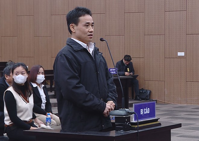 Defendant Tran Tung said "I feel like I have more income". Photo: Q.Viet