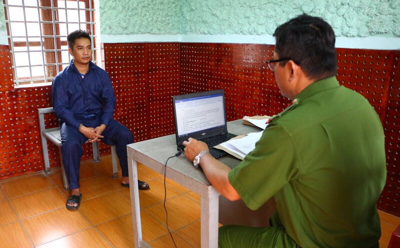 Detained for 4 months for purchasing drugs and guns for personal use. Photo: Provided by the police