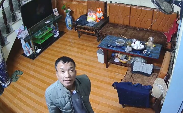 Video of Hai Duong father giving advice to his daughter attracts more than 1 million views. Photo cut from clip