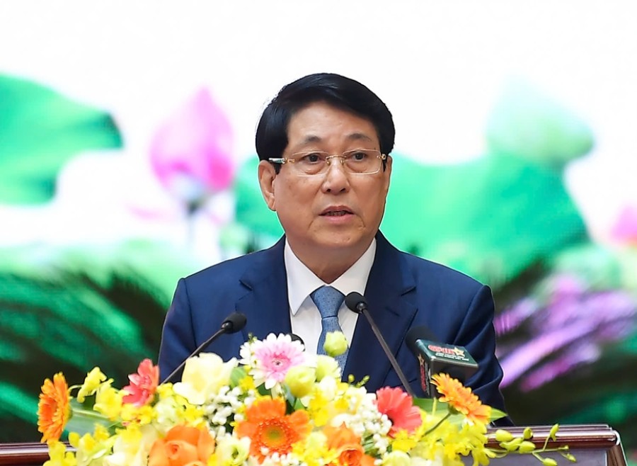 President Luong Cuong emphasized the need for research and strategic planning in line with the adjustment of the Army's organization. Photo: Tuan Huy