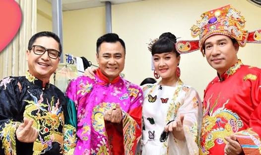 Dàn nghệ sĩ Táo Quân. Ảnh: FBNV