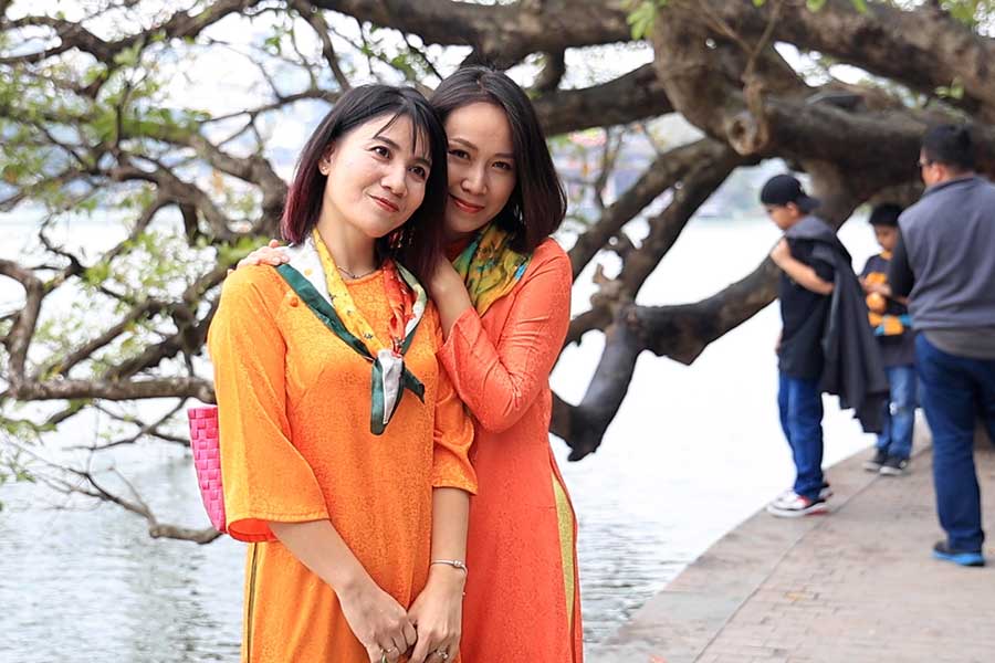 Long Tet holiday, domestic or international travel is more dominant?