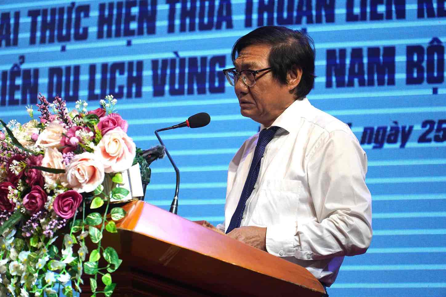 Pho Chu tich UBND tinh Dong Nai Nguyen Son Hung phat bieu tai su kien. Anh: HAC