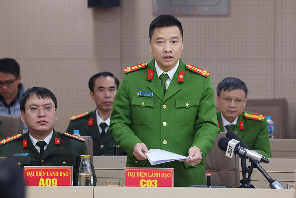 Thượng tá Vũ Thanh Tùng cho biết, Bộ Công an sẽ tiếp tục nắm tình hình liên quan đến việc thu hồi đất vàng tại số 152 Trần Phú. Ảnh: Quang Việt