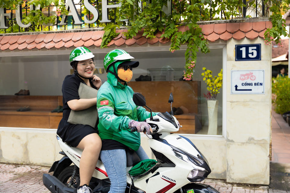 Grab launches special promotion program to celebrate Hue becoming a centrally-governed city. Photo: Provided by DN